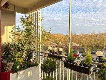 Malstatt-Burbach - Balkon, Aufzug