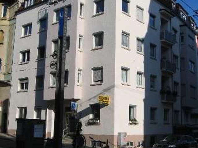 3 ZKB Hölderlinplatz mit Balkon in Stuttgart West