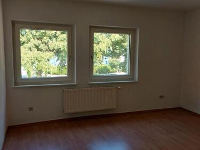 3 ZKB mit Einbauküche in Bi Hillegossen