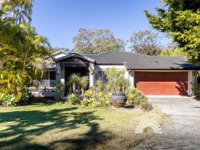 3,093m² Acreage Lifestyle Opportunity Bring Your Vision!