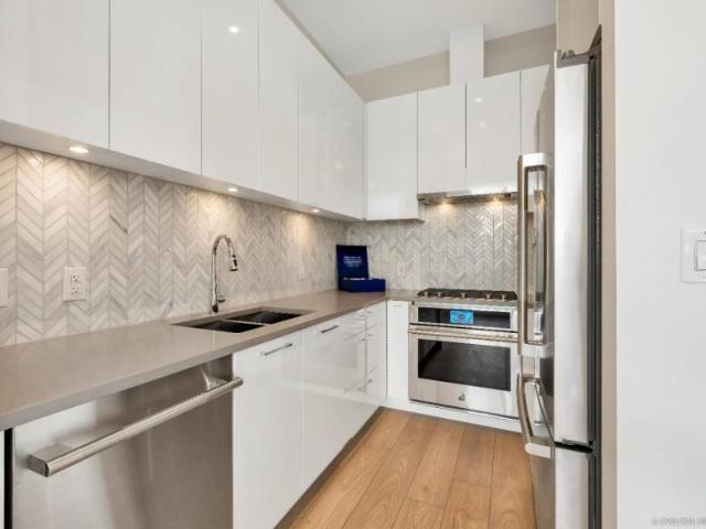 3.0 bedroom, Vancouver British Columbia V5S 0H6 104942564