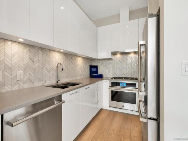 3.0 bedroom, Vancouver British Columbia V5S 0H6 105346426