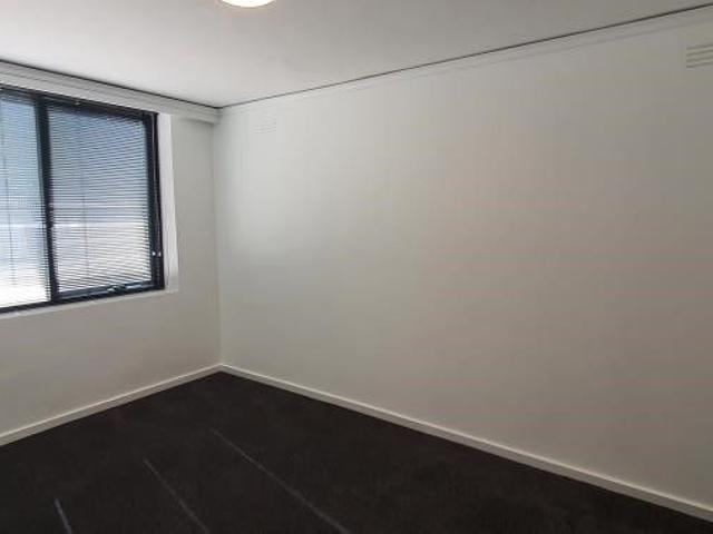 3 / 143 Glen Huntly Rd, Elwood
