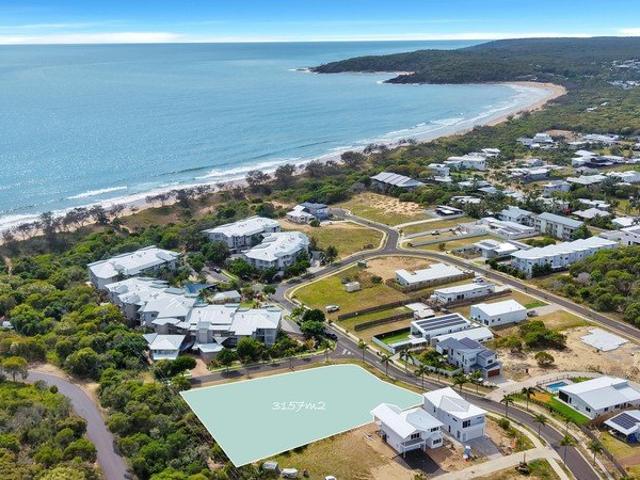 3,157m² ALLOTMENT WITH PRIME DEVELOPMENT OPPORTUNITY 300M TO THE BEACH