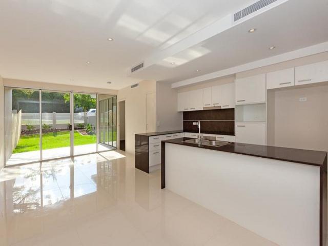 3 / 15 17 Kennington Road, Camp Hill QLD 4152