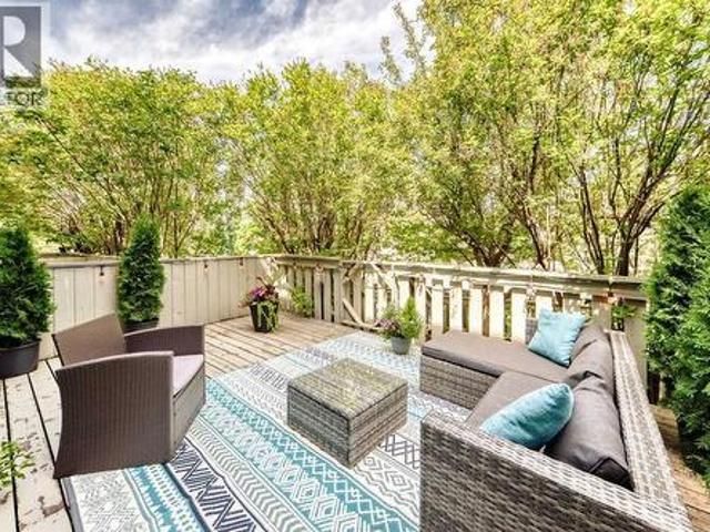 3 185 Woodridge Drive Sw, Calgary, AB, T2W 3X7 townhouse for sale | Listing ID A2335 | Royal LePage