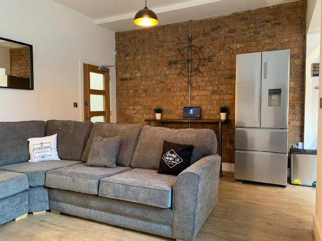 3 19 Harold Road, Birmingham, B16 9DN, United Kingdom | Room for rent #134708412 | Rentberry