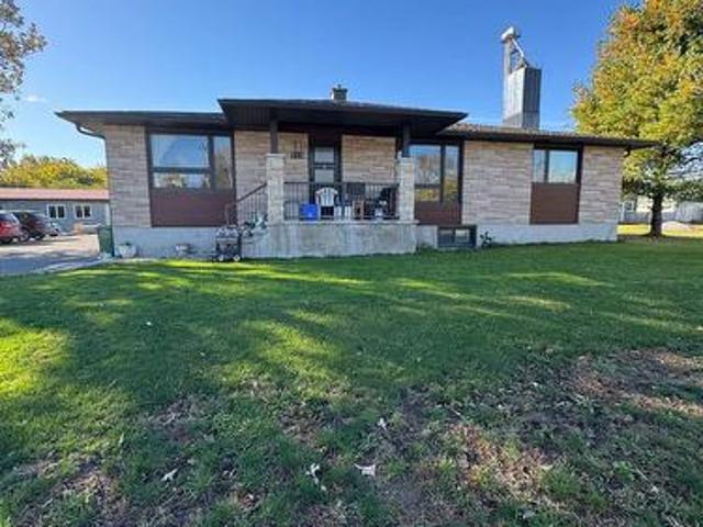 3 1195 Notre Dame Street S, Russell, ON, K0A 1W0 house for lease | Listing ID X14080 | Royal LePage