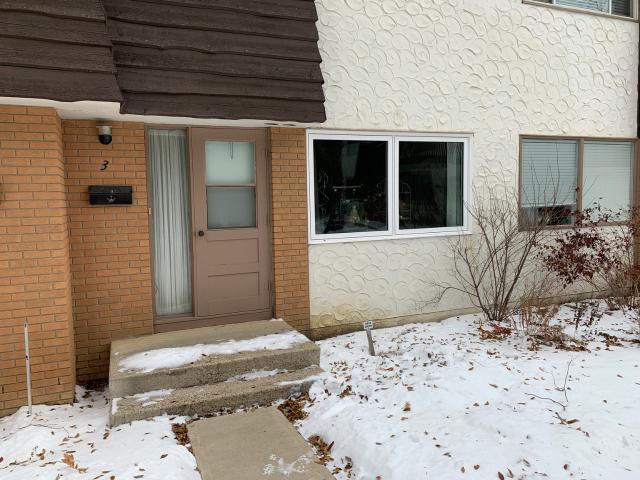 3 120 Acadia Drive, Saskatoon Townhouse | 2 Bedrooms | 1 Bathroom 3 120 Acadia Drive, Saskatoon Townhouse | 2 Bedrooms | 1 Bathroom Townhome for Rent