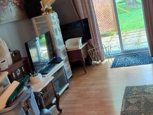 3 1/2 à louer avec terrasse situé à Coteau du Lac dans un immeuble Non fumeur Aucune marche ni escalier