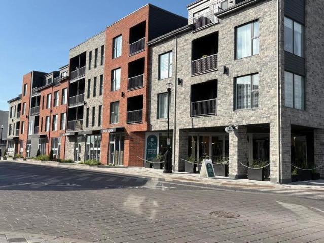 3 1/2 Condo spacieux, très très lumineux, 5 électro + station. int