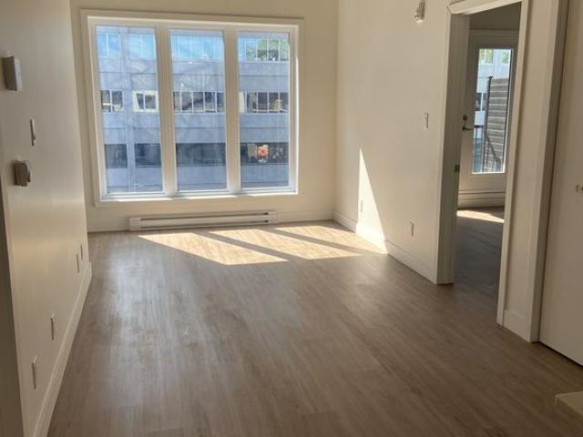 3 1/2 Logements Disponibles, La Citadine