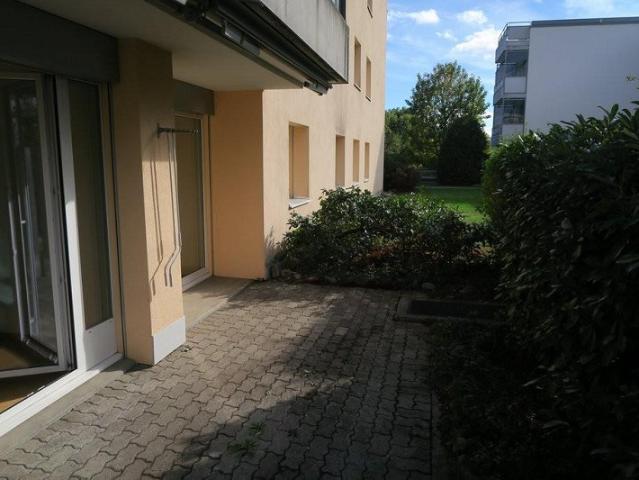 3 1/2 Zimmer Wohnung mit Sitzplatz in Bolligen