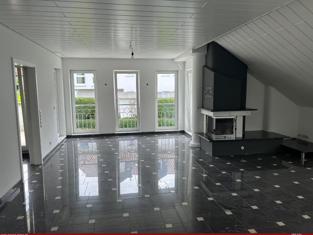 3 1/2 Zimmer Dachgeschoss Wohnung