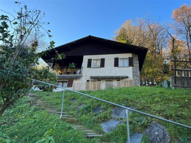 3 1/2 Zimmer Haus mit Garten an sonniger Aussichtslage / Haus mit 3 1/2 Zimmern und Garten, sonnig mit schöner Aussicht