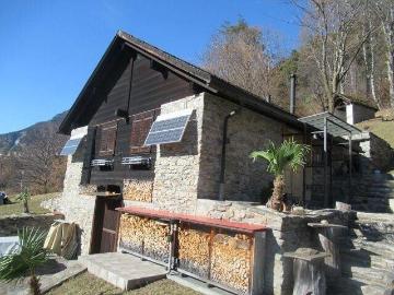 3 1/2 Zimmer Rustico an Alleinlage an sehr ruhiger, sonniger Aussichtslage / Rustico mit 3 Zimmern