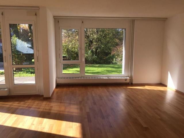 3 1/2 Zimmerwohnung, 2. Stock rechts