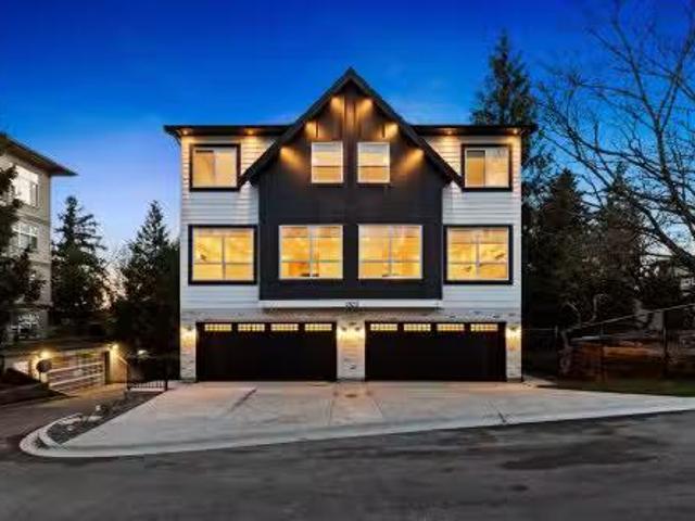 3 2522 Campbell Avenue, Abbotsford, BC, V2S 4C5 duplex for s.