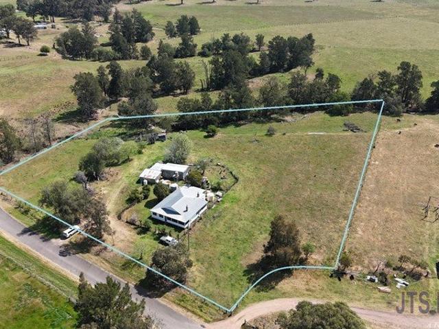 3.2 Acres on the Creek
