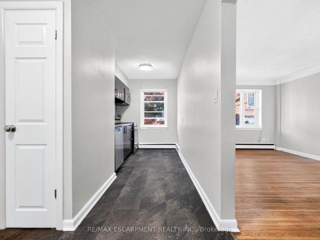 3 3 Applewood Avenue, Hamilton