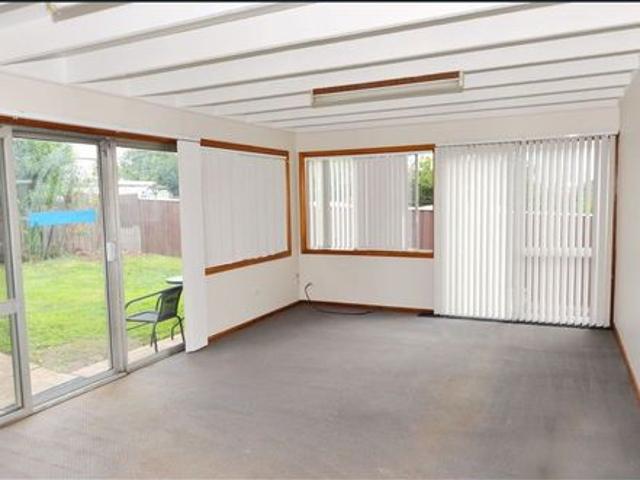 3 4 Bedroom Family Home in Prime Ryde Location