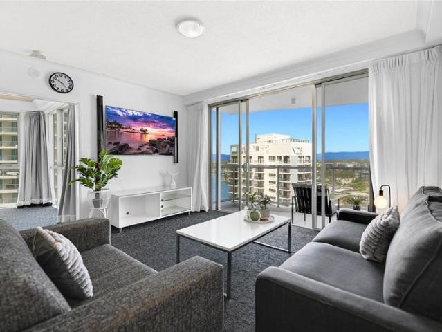 3 4 Months Only, Fully Furnished, sleeps up to 5 people, Bills Extra