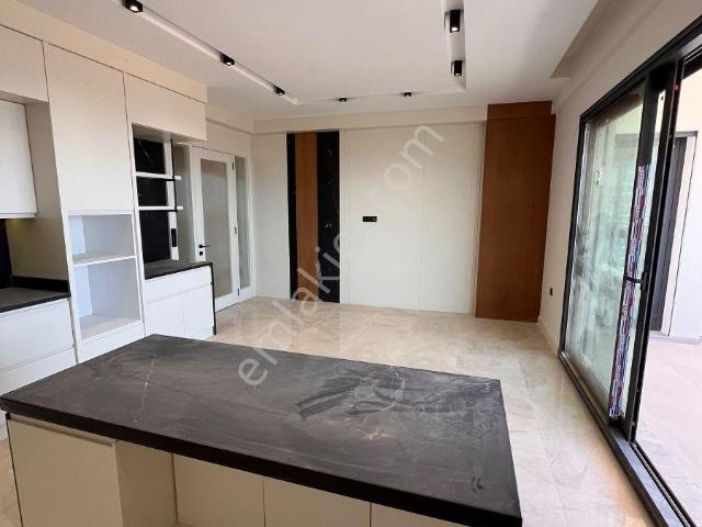 Rezidanslar Bölgesi Denizli Manzaralı Lüks 4+1 Daire
