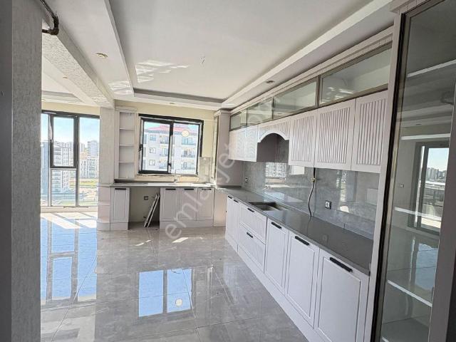 3.5+1 Kiralık Daire Wintovn