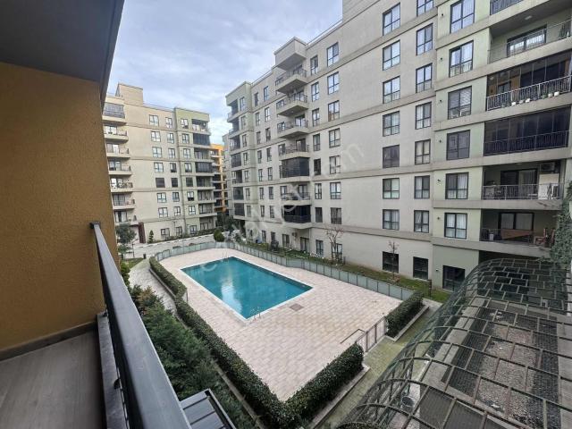 3.5+1 175m2 Sıfır Daıre Meydan Ardıçlı'da