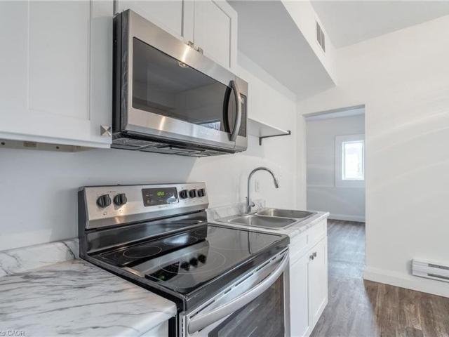 3 524 King Street E, Hamilton