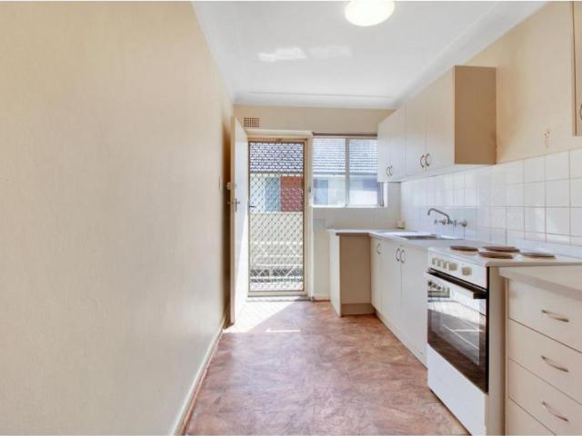 3 / 52 Hillcrest Street, Wollongong, New South Wales 2500 | All Residential Real Estate | Fanning Real Estate ID R2 5255613