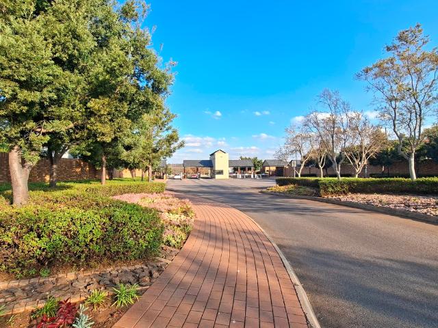 3.5 Bedroom House To Let in Midstream Meadows