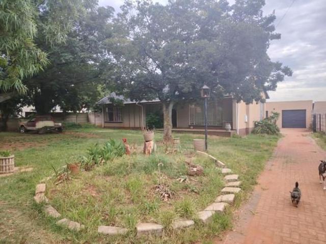 3.5 Bedroom House in Witpoortjie