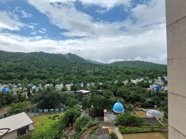 3.5 BHK Apartment in Thane West for rent Thane. The reference number is 20795832