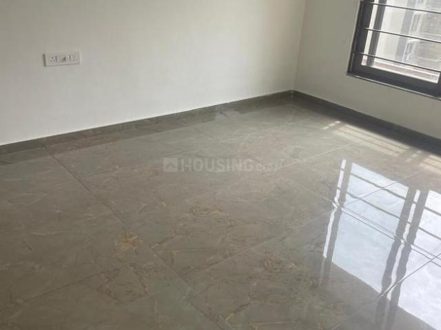 3.5 BHK Apartment in Tragad for rent Ahmedabad. The reference number is 20661284