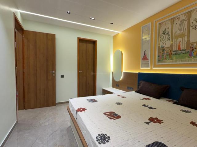 3.5 BHK Apartment in Tragad for rent Ahmedabad. The reference number is 20888050