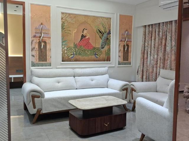 3.5 BHK Apartment in Tragad for rent Ahmedabad. The reference number is 20888769