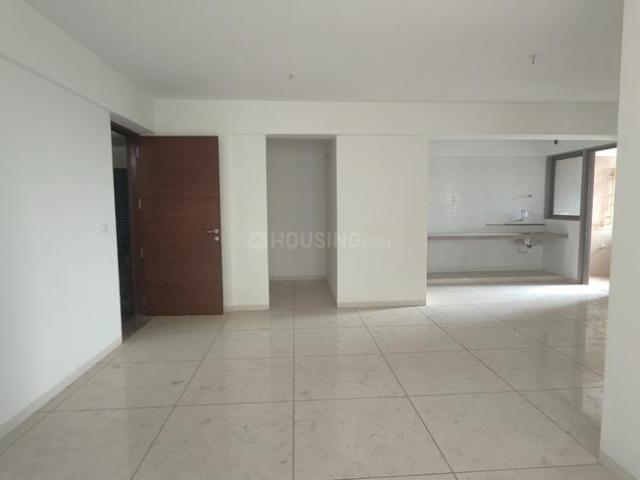 3.5 BHK Apartment in University Area for resale Ahmedabad. The reference number is 21150719