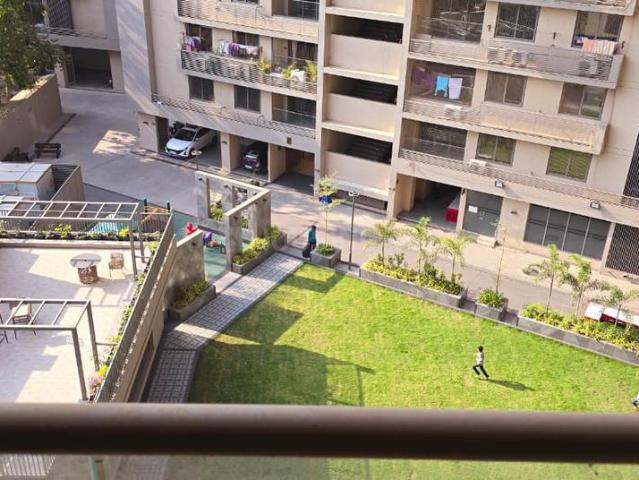 3.5 BHK Apartment in University Area for resale Ahmedabad. The reference number is 21181202