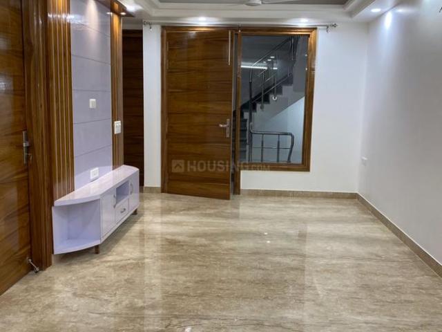 3.5 BHK Apartment in Vasant Kunj for resale New Delhi. The reference number is 20169621