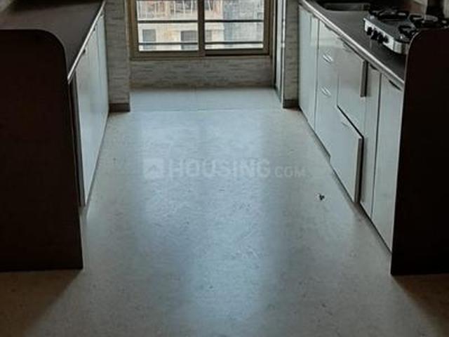 3.5 BHK Apartment in Vile Parle West for rent Mumbai. The reference number is 20355429