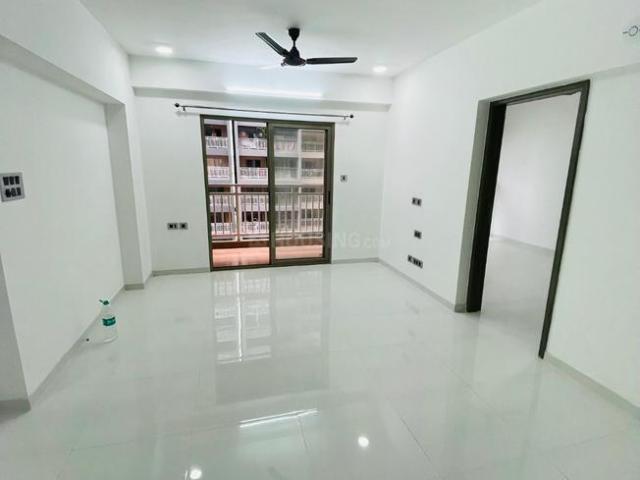 3.5 BHK Apartment in Wadgaon Sheri for rent Pune. The reference number is 21045714