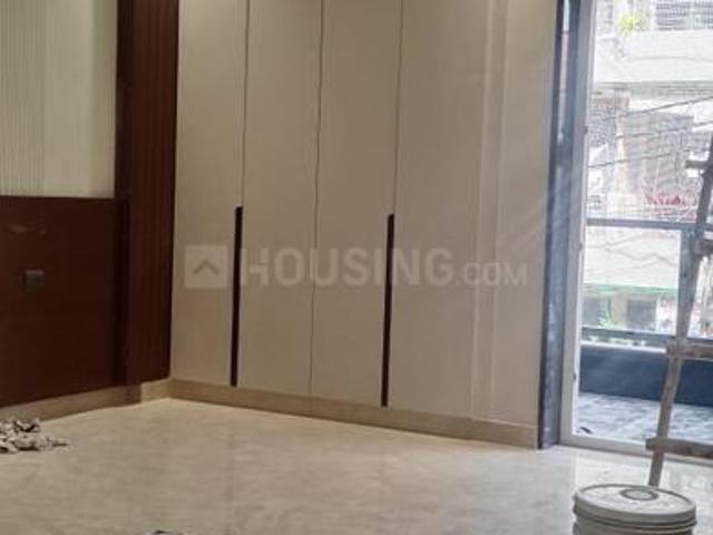 3.5 BHK Apartment in Wave City for resale Ghaziabad. The reference number is 21366606