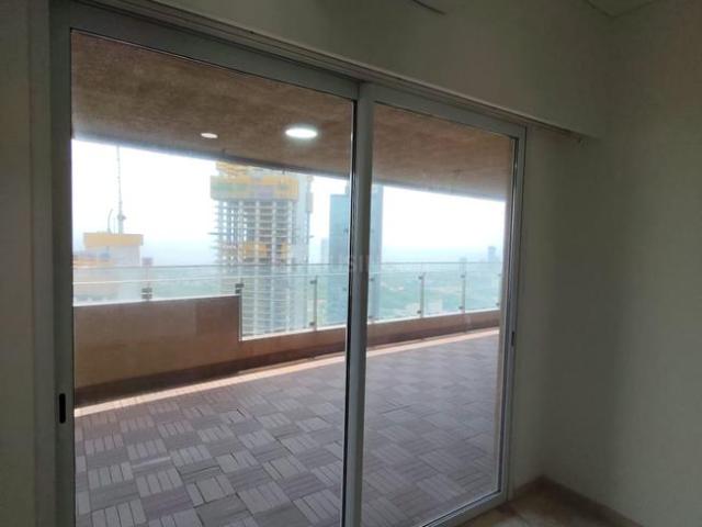 3.5 BHK Apartment in Worli for rent Mumbai. The reference number is 20725870