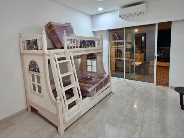 3.5 BHK Apartment in Worli for rent Mumbai. The reference number is 21180587