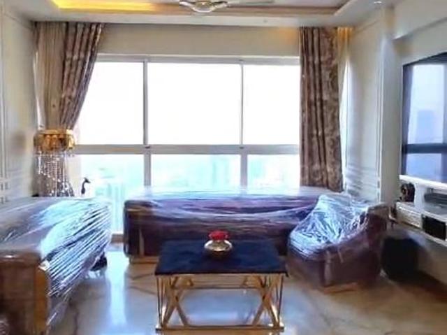 3.5 BHK Apartment in Andheri West for resale Mumbai. The reference number is 19480020