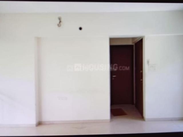 3.5 BHK Apartment in Byculla for rent Mumbai. The reference number is 20896268
