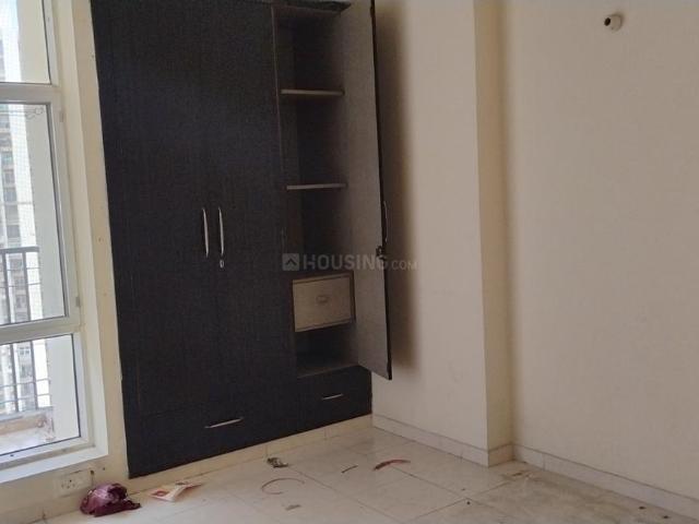 3.5 BHK Apartment in Crossings Republik for rent Ghaziabad. The reference number is 20352129