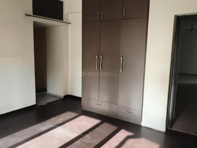 3.5 BHK Apartment in Crossings Republik for rent Ghaziabad. The reference number is 20669795