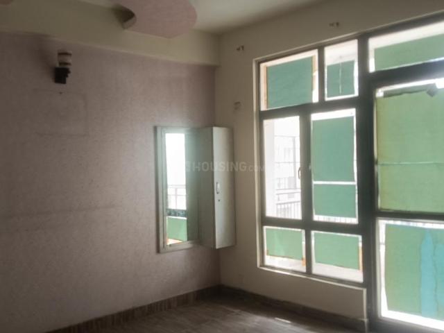 3.5 BHK Apartment in Crossings Republik for rent Ghaziabad. The reference number is 20682593